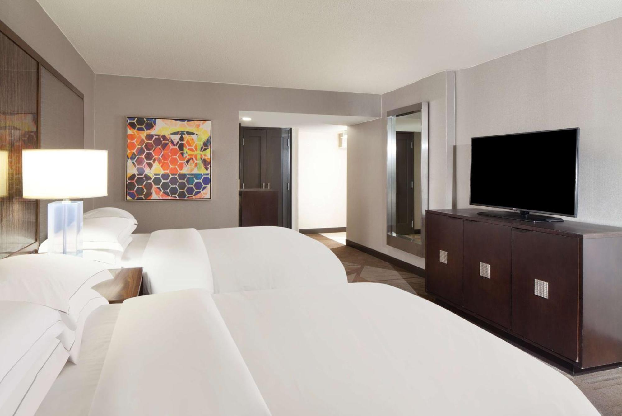Hilton Parsippany Hotel Екстериор снимка